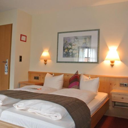 Akzent Hotel Am Bach Детелбах Екстериор снимка