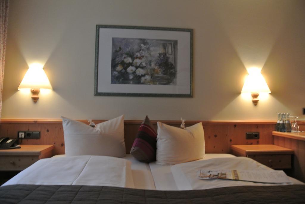 Akzent Hotel Am Bach Детелбах Екстериор снимка