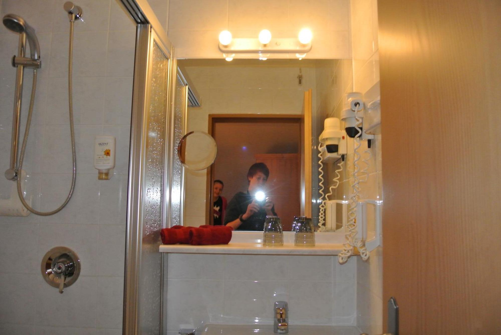 Akzent Hotel Am Bach Детелбах Екстериор снимка