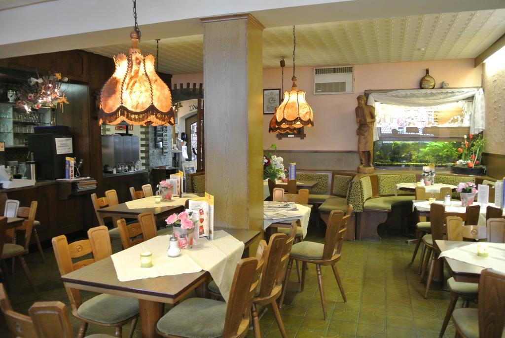 Akzent Hotel Am Bach Детелбах Екстериор снимка